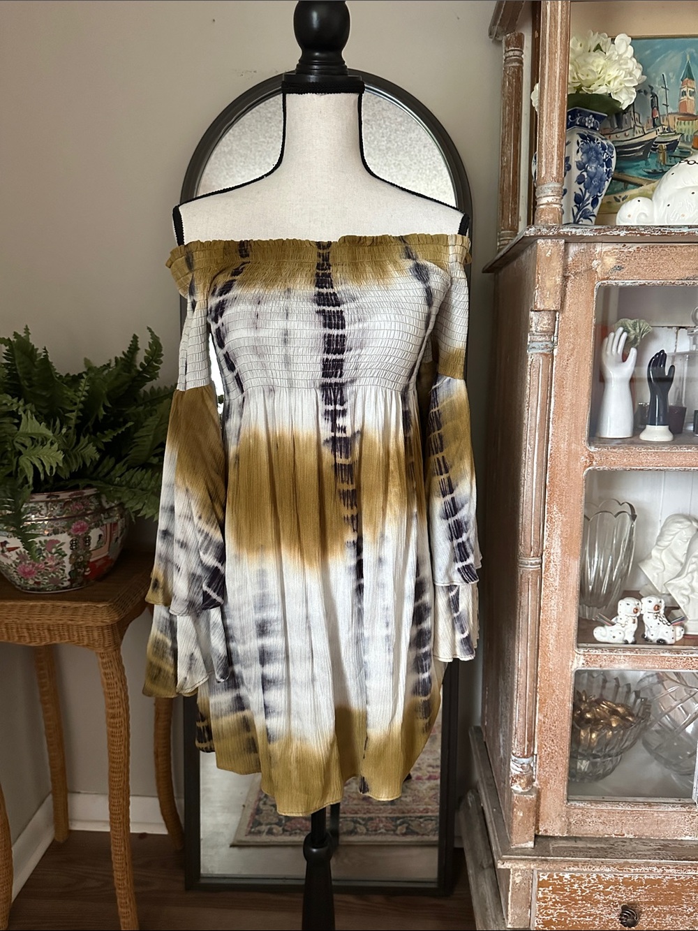 Off-Shoulder Tie-Dye Peasant Dress in Olive and White